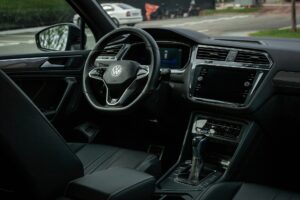 fitur keselamatan mobil