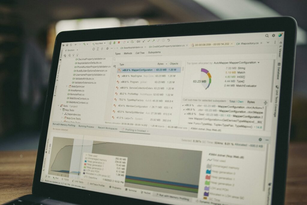 menyusun laporan bisnis